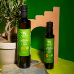 Aroma Olymp Bio Olivenöl nativ extra aus Kalamata g. U. 250 ml und 500 ml – arrangiert mit Olivenbaum und Dekoelement