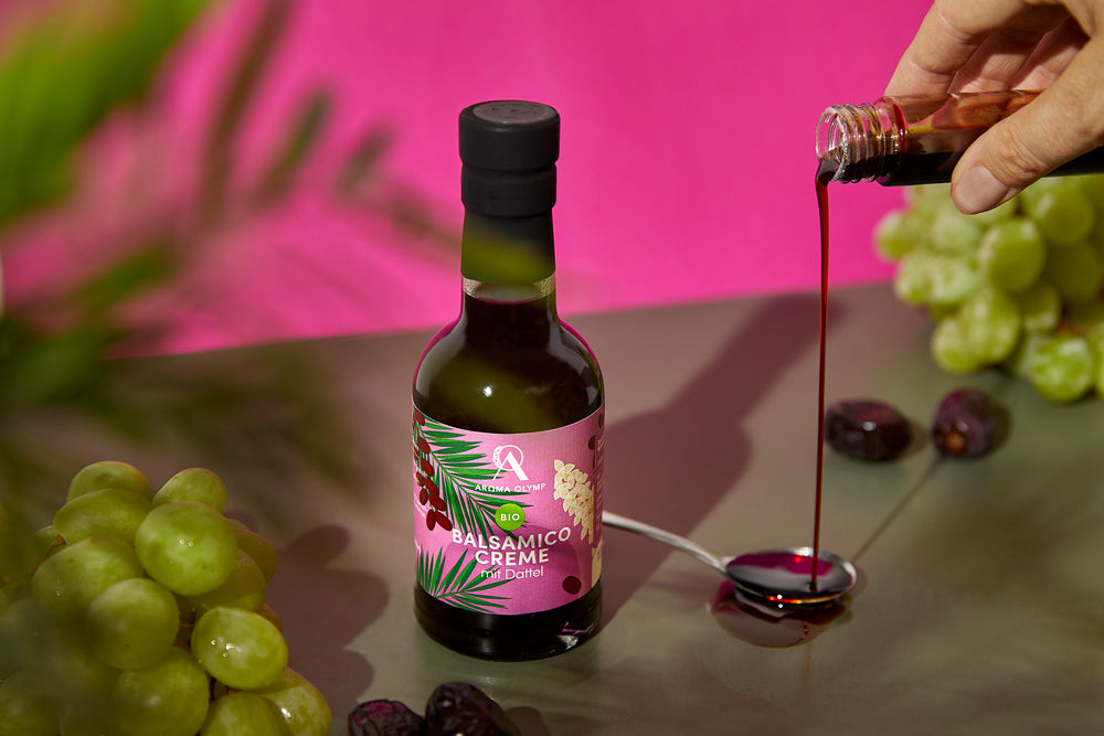
                  
                    Bio Balsamico Creme mit Dattel
                  
                
